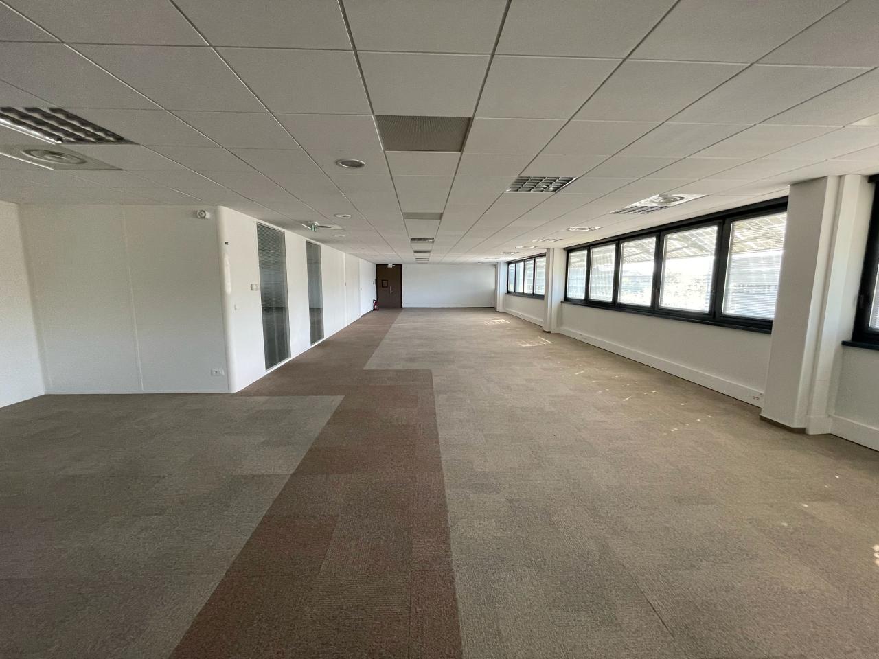 Bureau Toulouse 1100m² Location bureau Toulouse Haute-Garonne OLBUR2427110 21